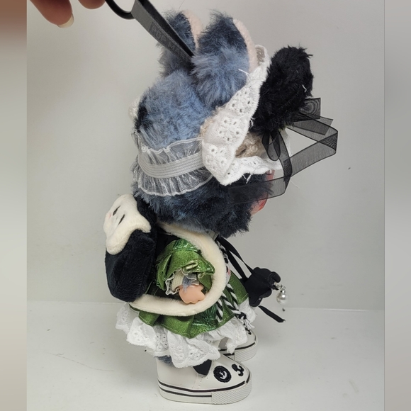 Labubu Adorable Panda outfit doll not included - Picture 9 of 14